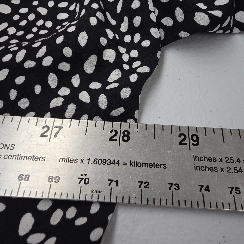 Haptics Shirt Womens Large Black White Dalmatian Dot Peplum Long Sleeve Boho - Picture 6 of 7